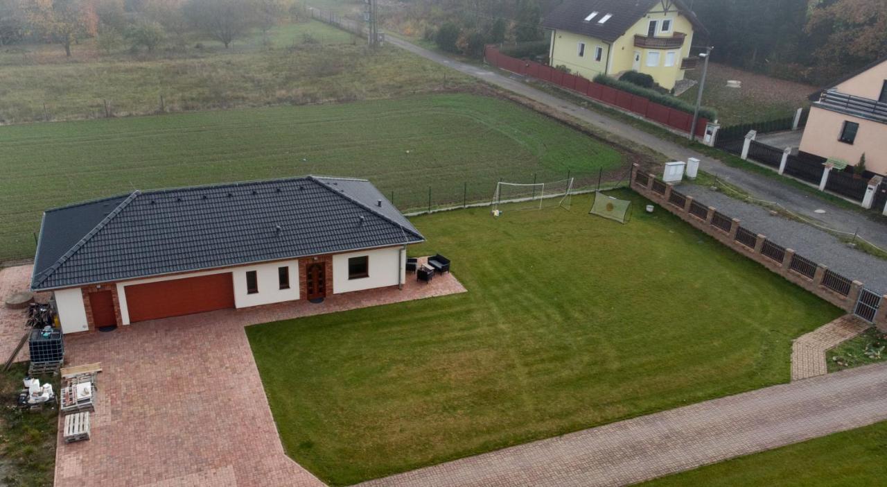 Apartman Uprostred Trojuhelniku Praha - Karlovy Vary - Plzen Kolesovice Eksteriør billede